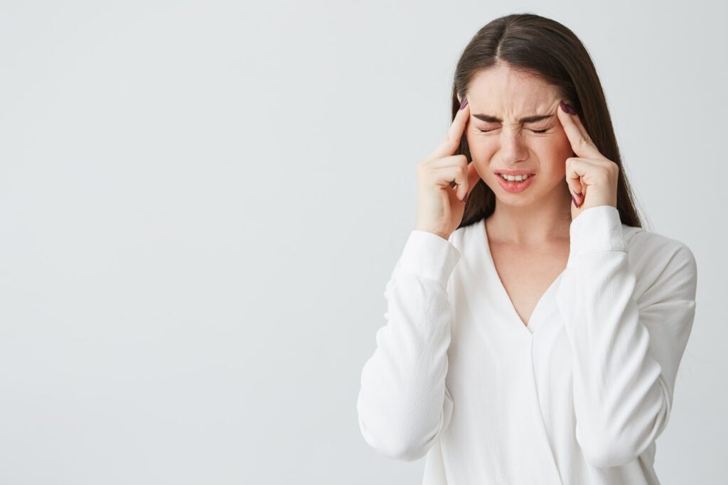 10 Easy Home Remedies for Migraine Relief